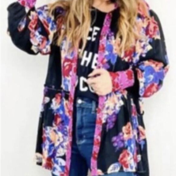 New  Free People Brunch a Bunch Floral Hold combo
swing tunic size S
NWOT - Picture 3 of 13